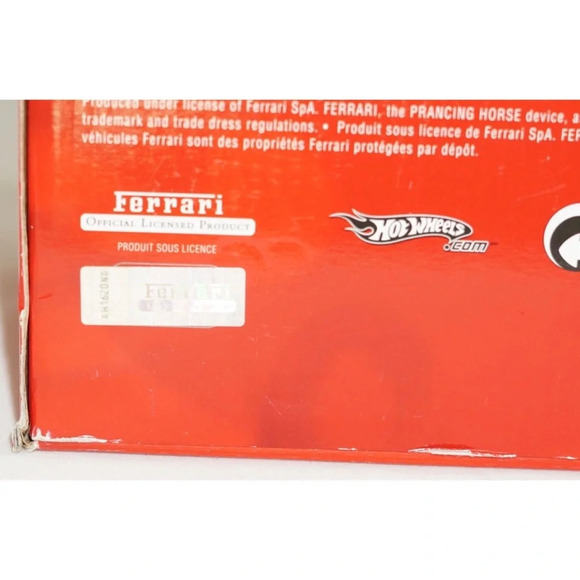 Hot Wheels Ferrari 250 GT 1:18 60th Anniversary - Picture 9 of 13